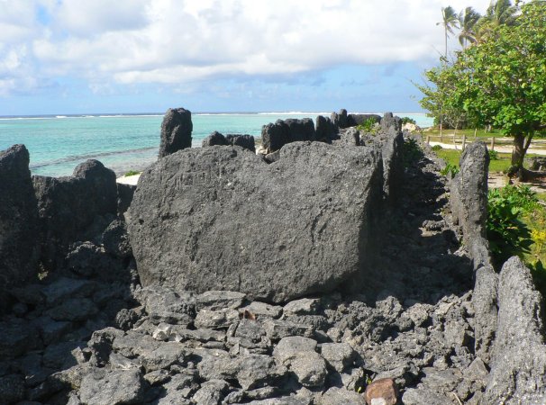 22- Sur le marae Anini 